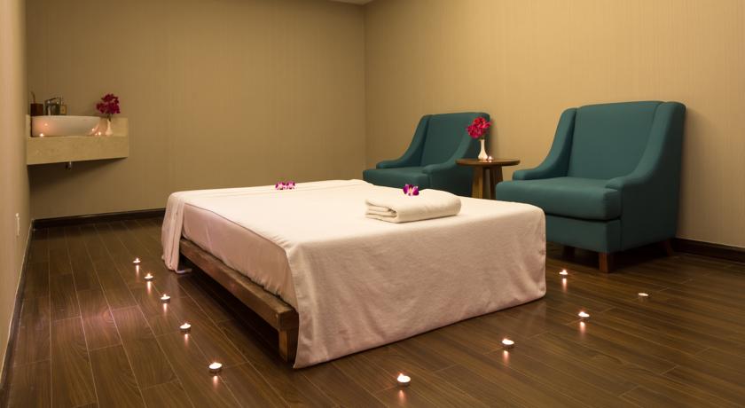 cam-ranh-riviera-beach-resort-spa-co-gi