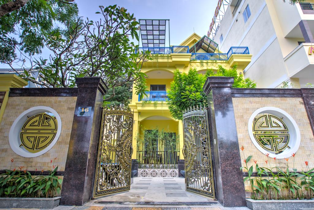 yellow-villa-da-nang