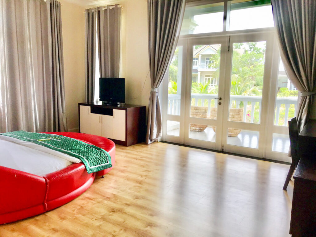 villa-4-phong-ngu-mui-ne